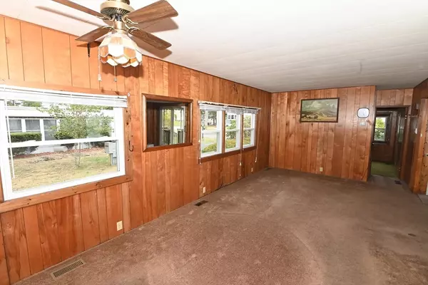 Wareham, MA 02576,44 Great Hill Drive