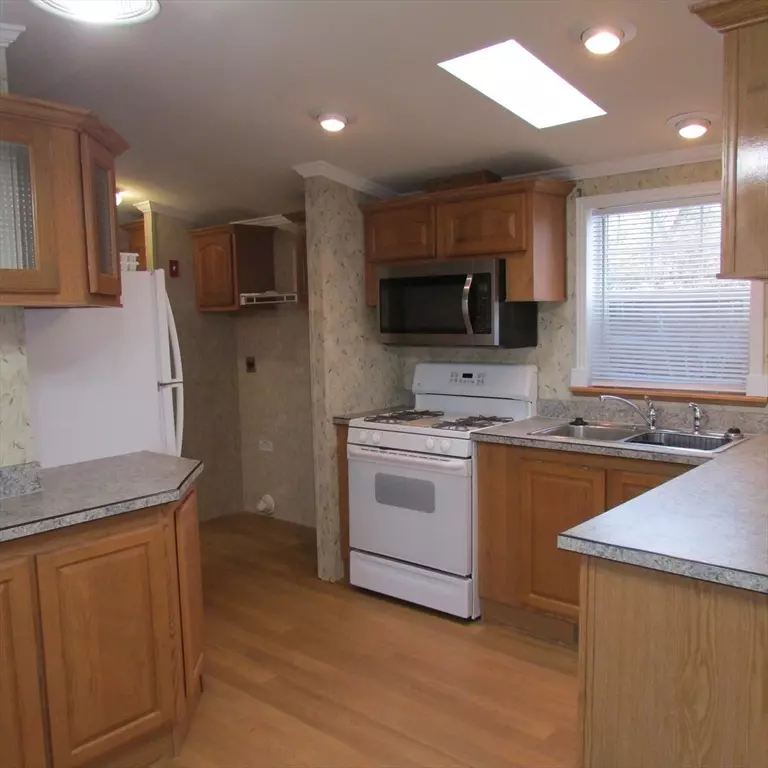Weymouth, MA 02188,12 Cynthia Circle