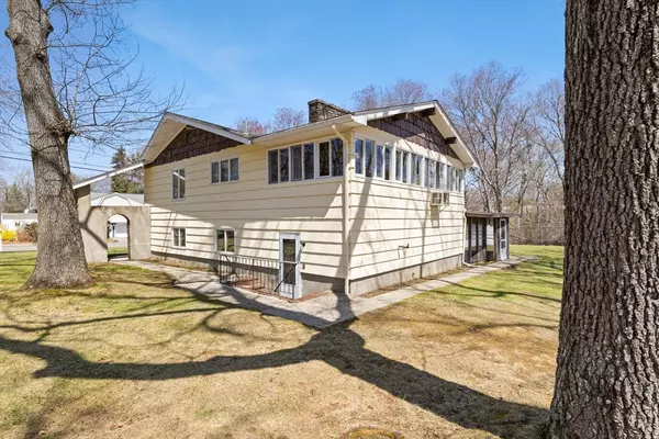 Randolph, MA 02368,22 Fitch Ter