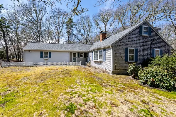 Yarmouth, MA 02673,4 Maura Rd