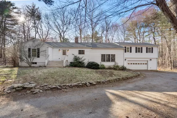 Topsfield, MA 01983,55 Campmeeting Rd