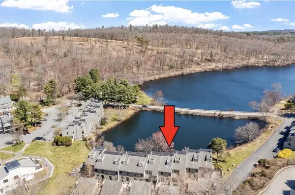 North Andover, MA 01845,90 Mill Pond #90