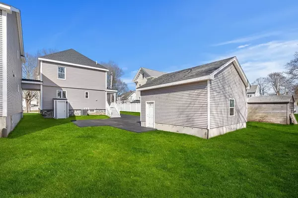 Danvers, MA 01923,13 River St #1