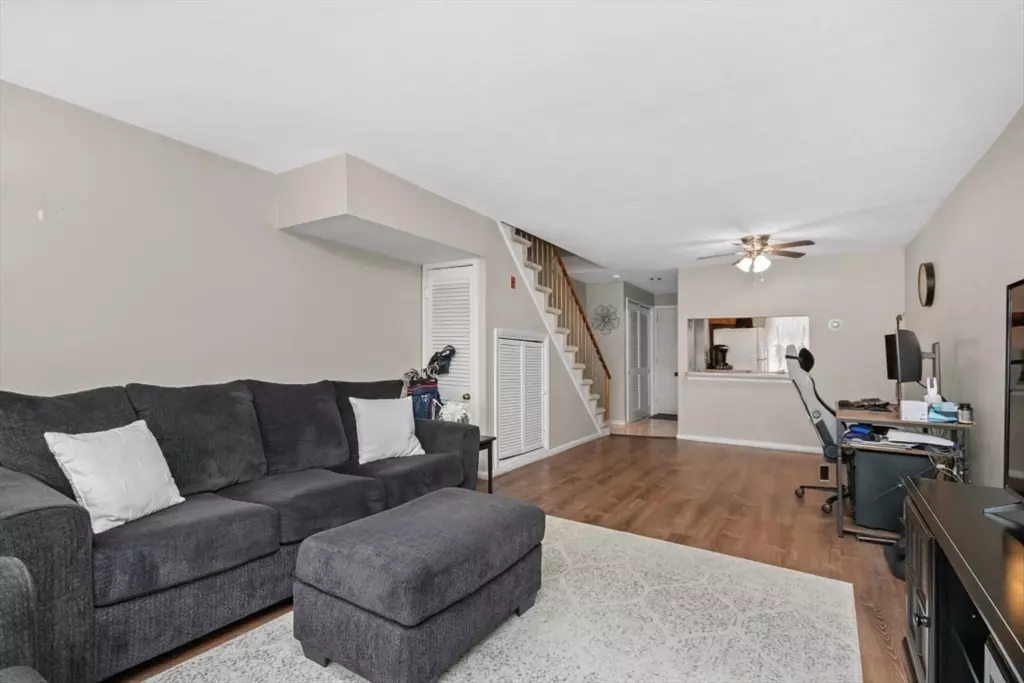 Norwood, MA 02062,301 Neponset St #26