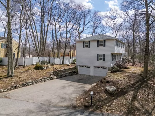 Milford, MA 01757,3 Bradford Rd