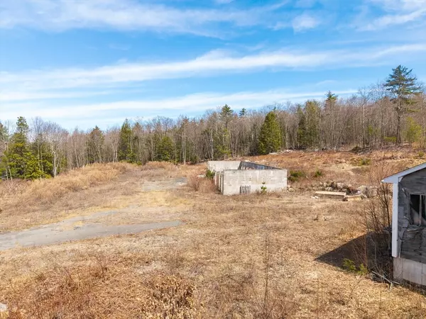 Athol, MA 01331,706 Petersham Rd