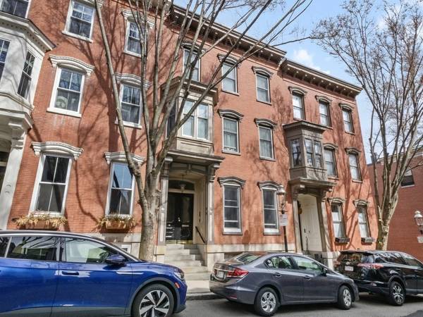 43 Chestnut Street, Boston, MA 02129