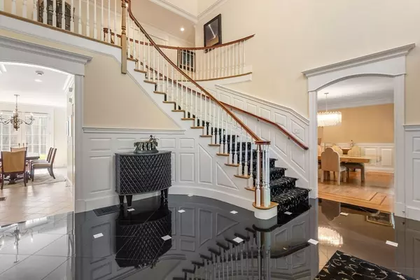 Weston, MA 02493,15 Rockport Rd