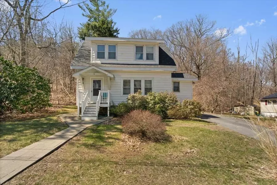 18 Joppa Road, Worcester, MA 01602