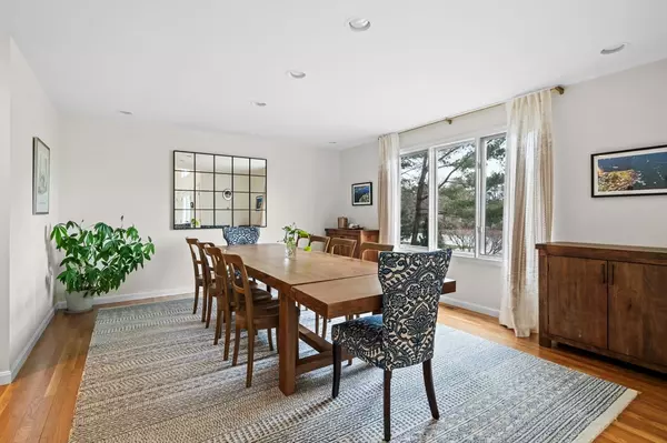 Marblehead, MA 01945,6 Yolande Road
