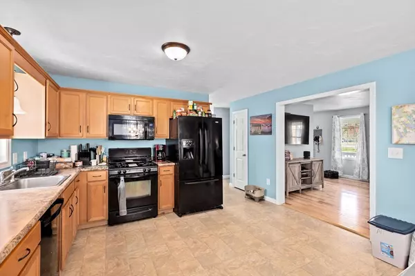 Middleboro, MA 02346,29 Captain Hall Rd