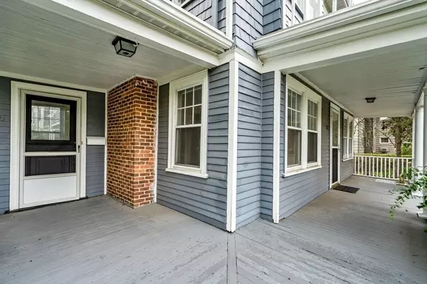 Newton, MA 02458,555 Watertown Street #1