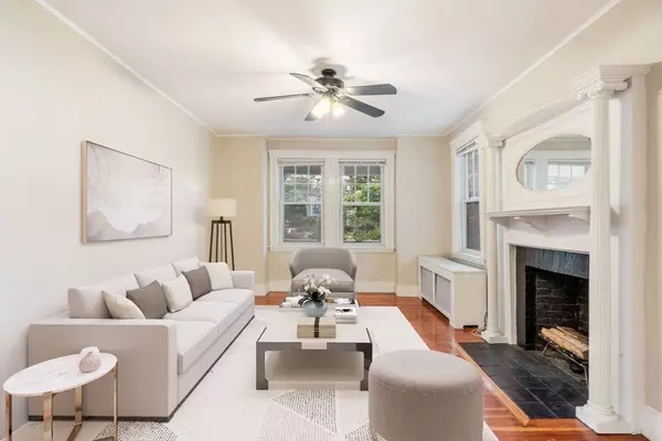 Newton, MA 02458,555 Watertown Street #1