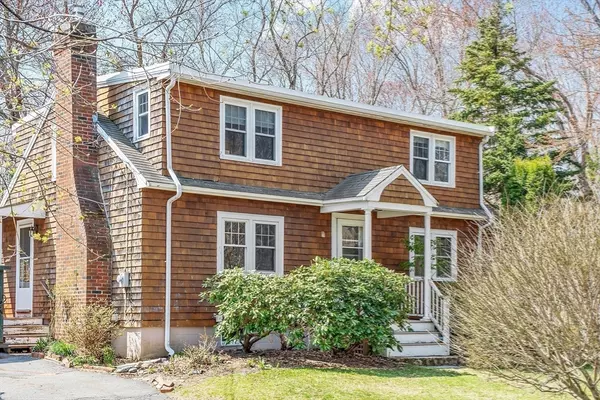 8 Knight Road, Manchester, MA 01944