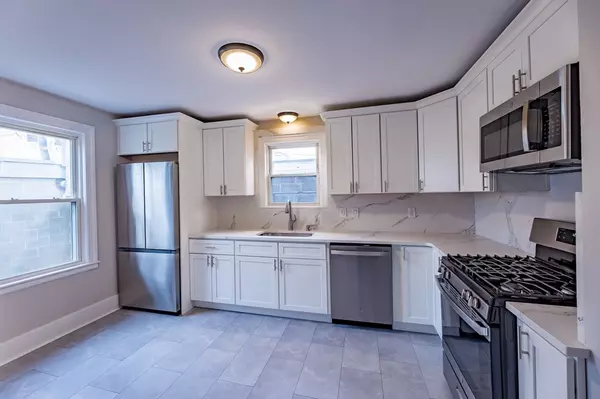 Worcester, MA 01609,385 Pleasant St