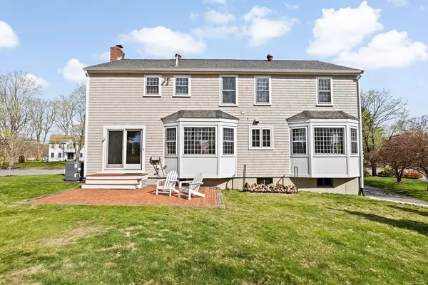 Hingham, MA 02043,16 Andrews Isle