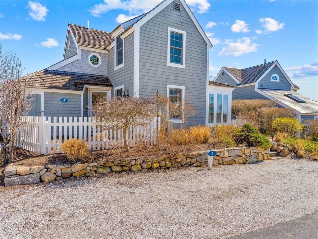 Mashpee, MA 02649,4 Vineyard View Lane #4