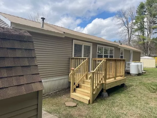 Brimfield, MA 01010,10 Willow Circle