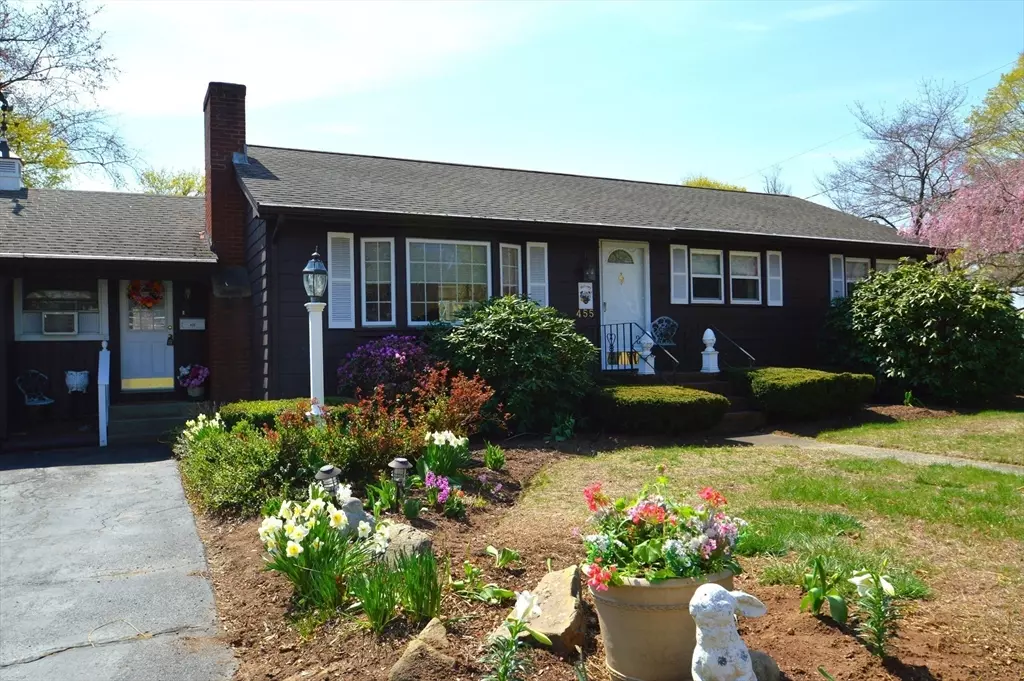 Marlborough, MA 01752,455 Farm Rd