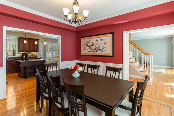 Tiverton, RI 02878,368 Cottrell Rd