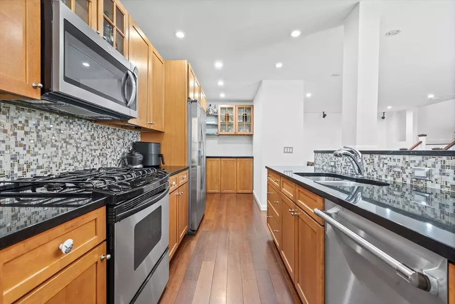 452 Park Drive #12A, Boston, MA 02215