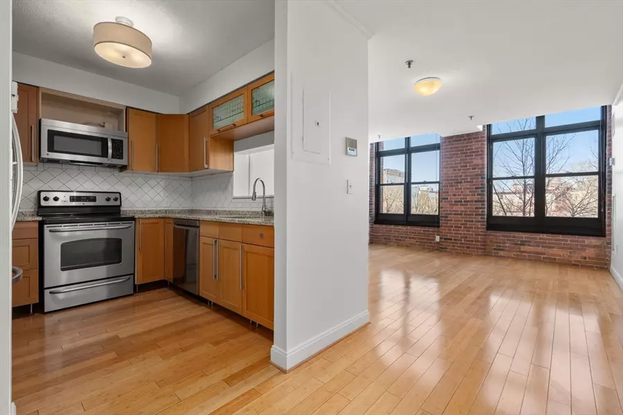 150 Orleans St. #203, Boston, MA 02128