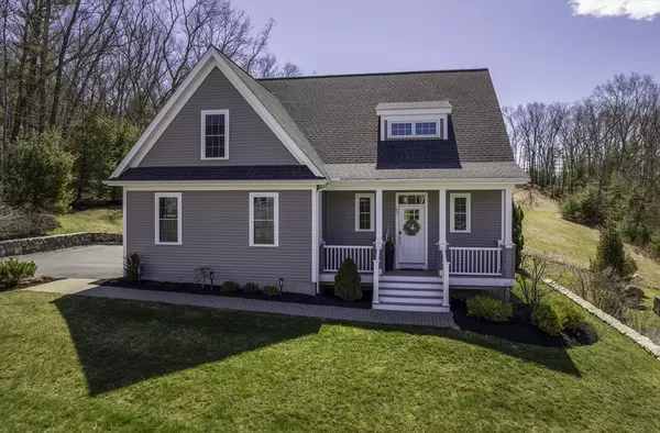 135 Black Horse Place #1, Concord, MA 01742