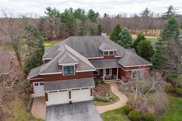 Hingham, MA 02043,73 Clubhouse Drive #73