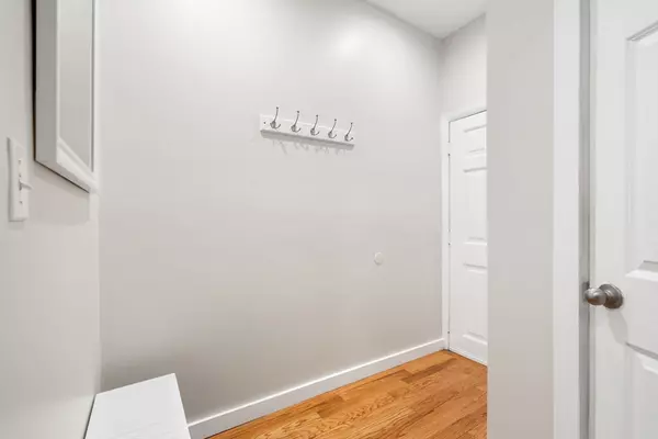 Boston, MA 02113,76-78 N Margin St #4