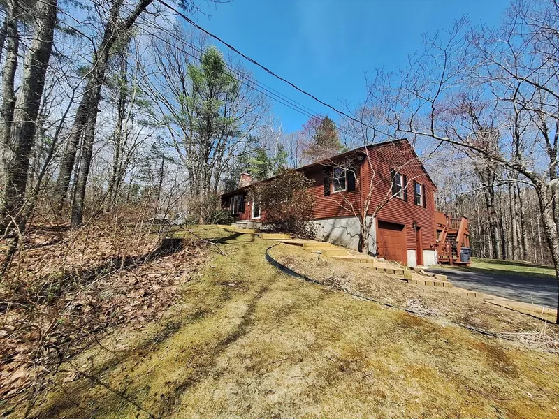 260 Hubbardston, Princeton, MA 01541