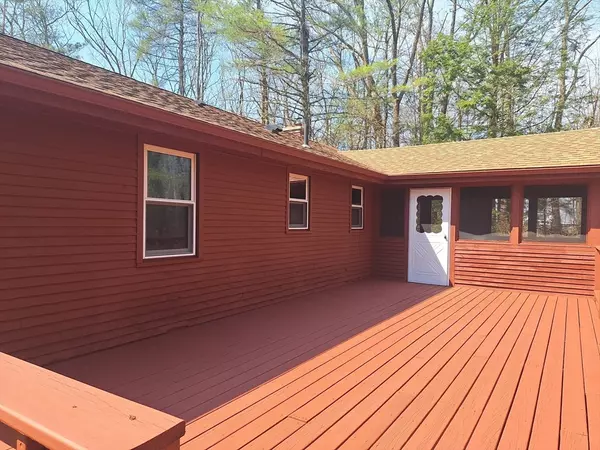 Princeton, MA 01541,260 Hubbardston