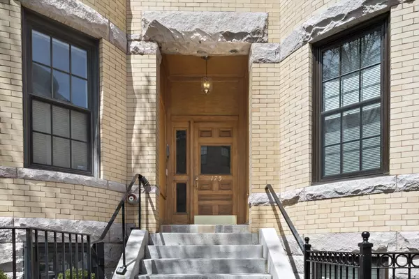 Boston, MA 02115,175 St. Botolph #1