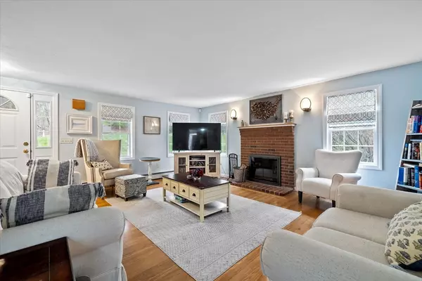 Charlton, MA 01507,14 Wamsutta Ridge Road