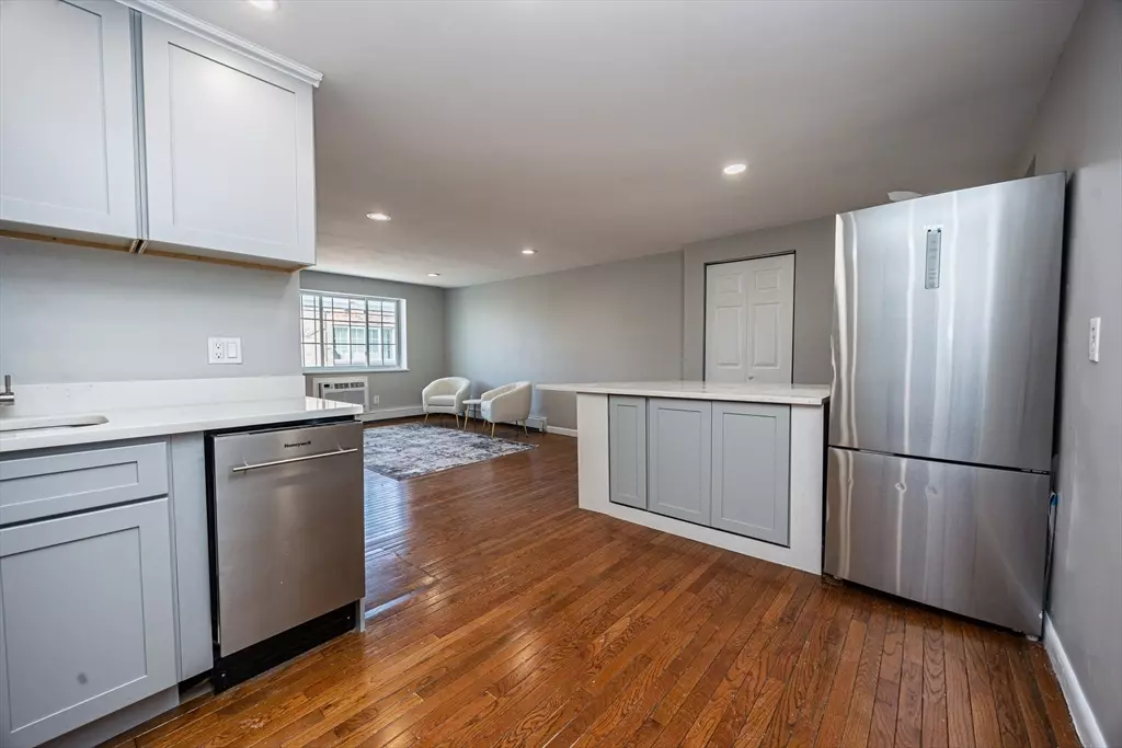 Everett, MA 02149,15 Staples Ave #48