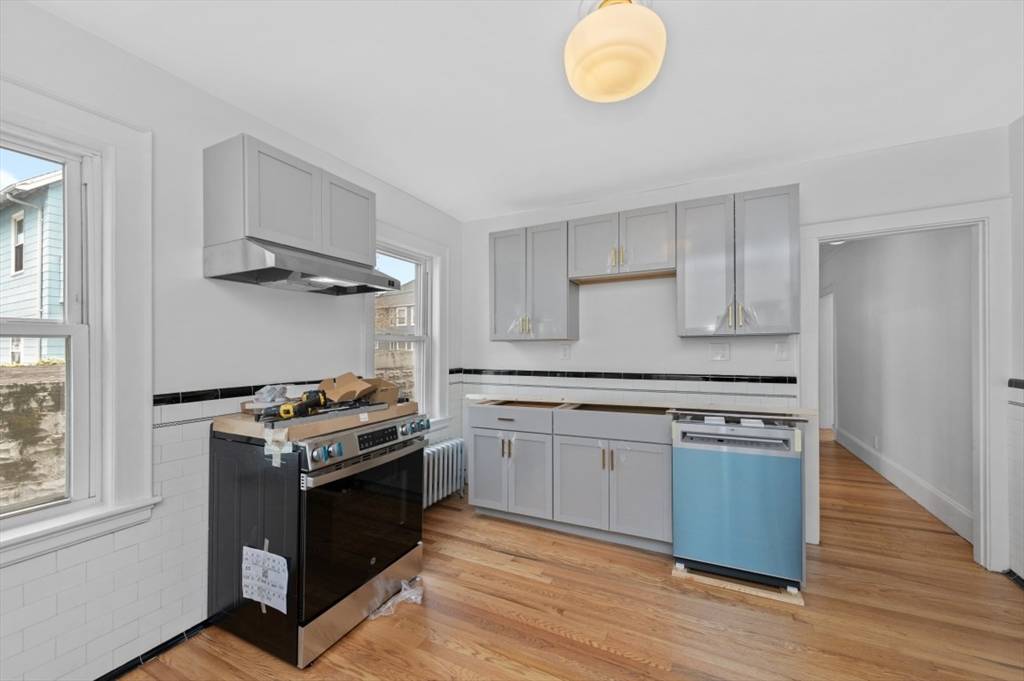 Medford, MA 02155,11 Sterling #1