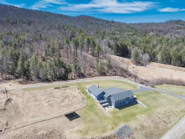 Colrain, MA 01340,2 Herzig Ln