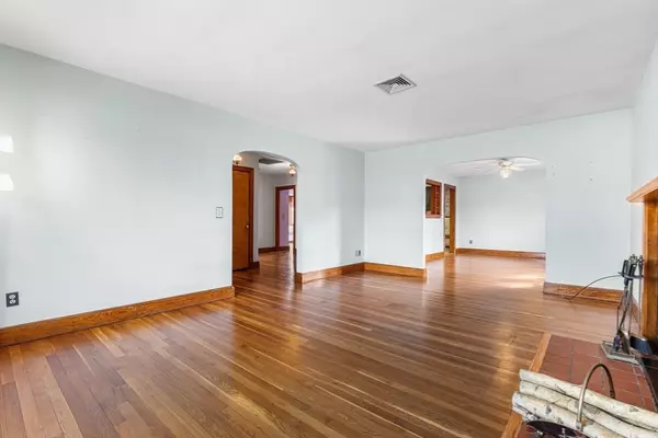 Revere, MA 02151,111 Taft