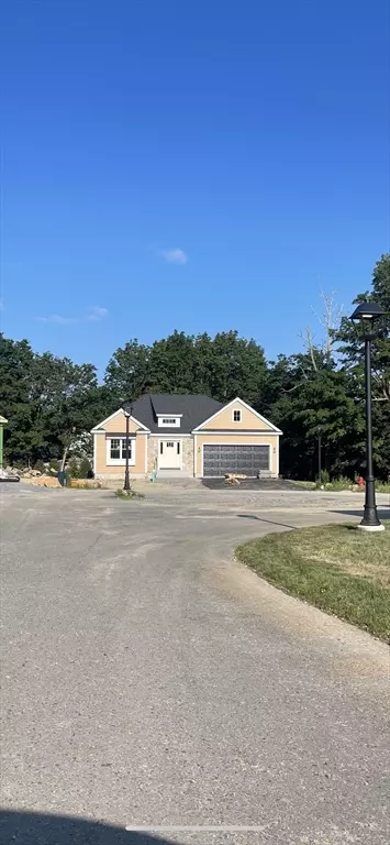 Easton, MA 02375,24 Coach Road