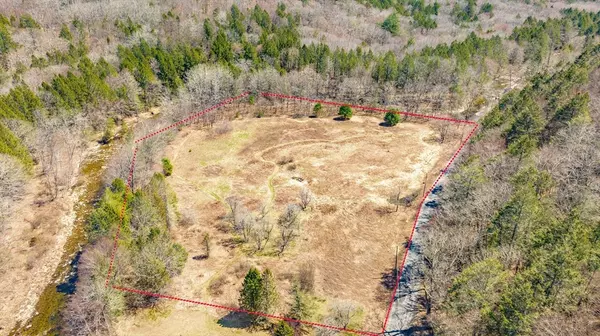 Lot 0 East River Rd, Middlefield, MA 01243