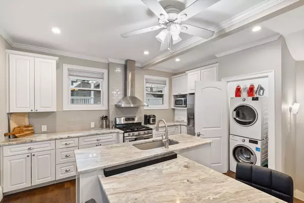 Boston, MA 02127,12 Colebrook St #-