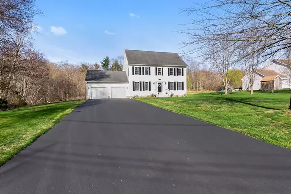 Salisbury, MA 01952,14 Joy Rd
