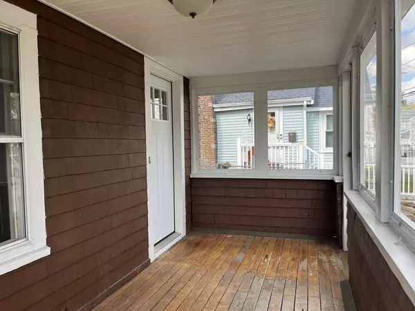 Waltham, MA 02451,98 Seminole Ave