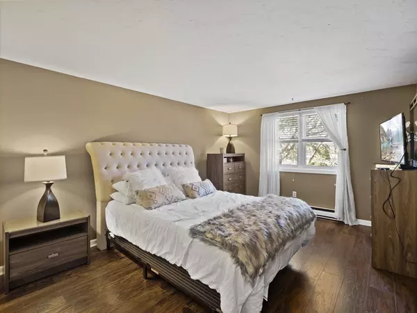 Northbridge, MA 01588,131 Heritage Dr #131