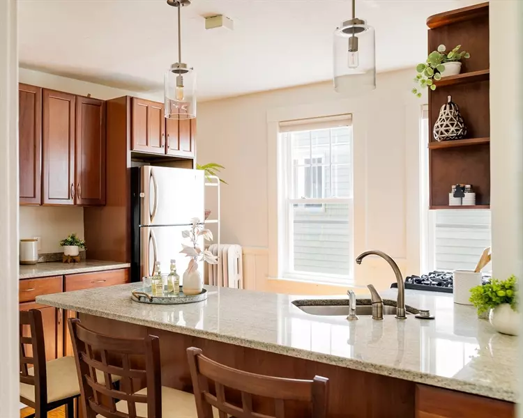 62 Cameron Ave #3, Somerville, MA 02144