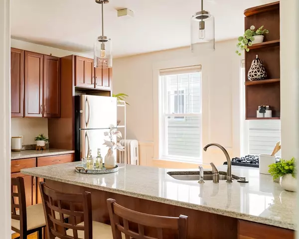 62 Cameron Ave #3, Somerville, MA 02144