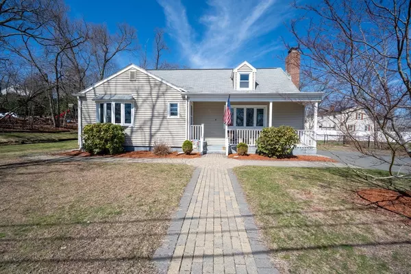 8 Milan Ave, Woburn, MA 01801