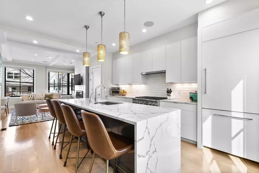 17 Swallow St, Boston, MA 02127