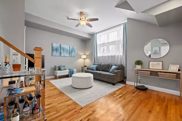 Boston, MA 02128,336 Saratoga Street #8
