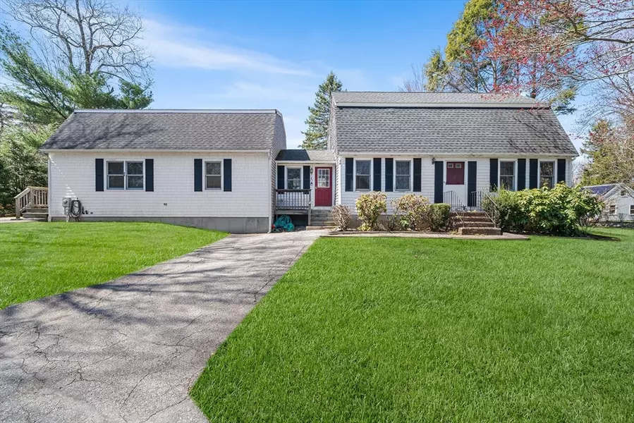 40 Emilissa Ln, Weymouth, MA 02188