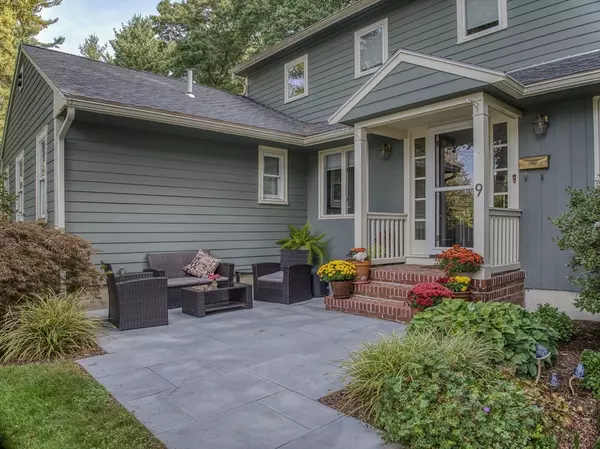 Lynnfield, MA 01940,9 Wing Road